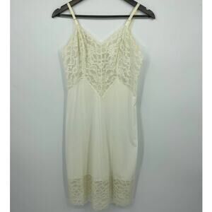 Vintage Lace Vanity Fair Slip